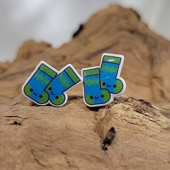 ARGYLE SOCKS Kawaii Stud Earrings - Picture 5 of 6